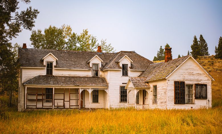 Old Apartment